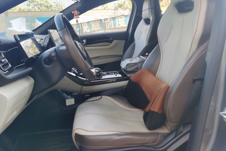 Used BYD Qin PLUS 2024 HONOR Edition DM-i 120KM Leading Model
