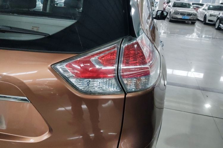 Used Nissan X-Trail 2014 2.0L CVT Smart Edition 2WD Right Rear Taillight