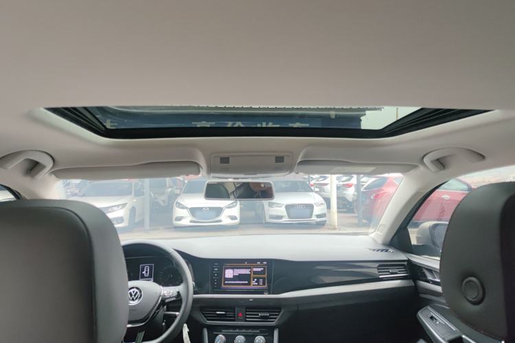 Used Volkswagen Bora 2021 1.5L Automatic Comfort Smart Connect Edition Headliner