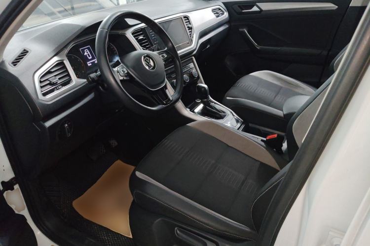 Used Volkswagen T-ROC 2022 280TSI DSG Two-Wheel Drive Elite PLUS Left Front Seat