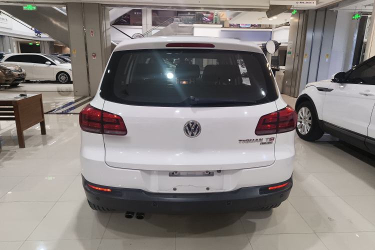 Used Volkswagen Tiguan L 2015 1.8TSI Automatic All-Wheel Drive Comfort Edition
