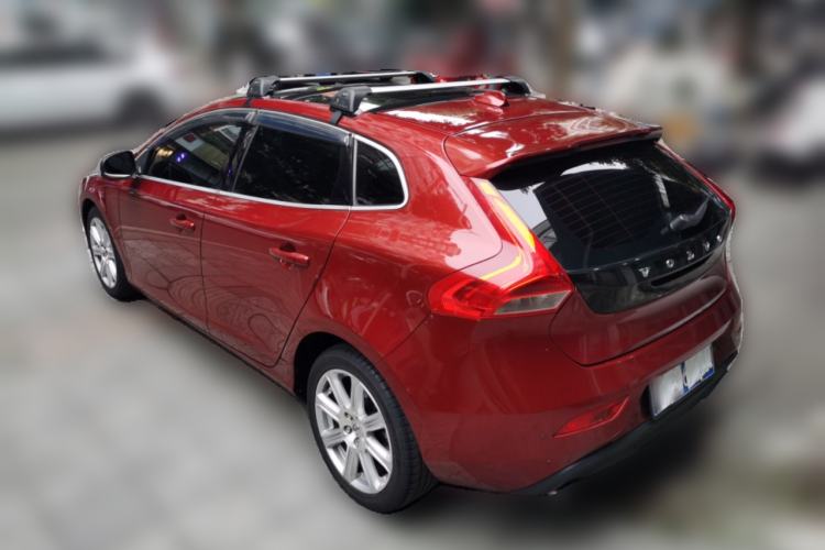 Used Volvo V40 2017 T3 Zhiya Edition Rear Left 45 Deg