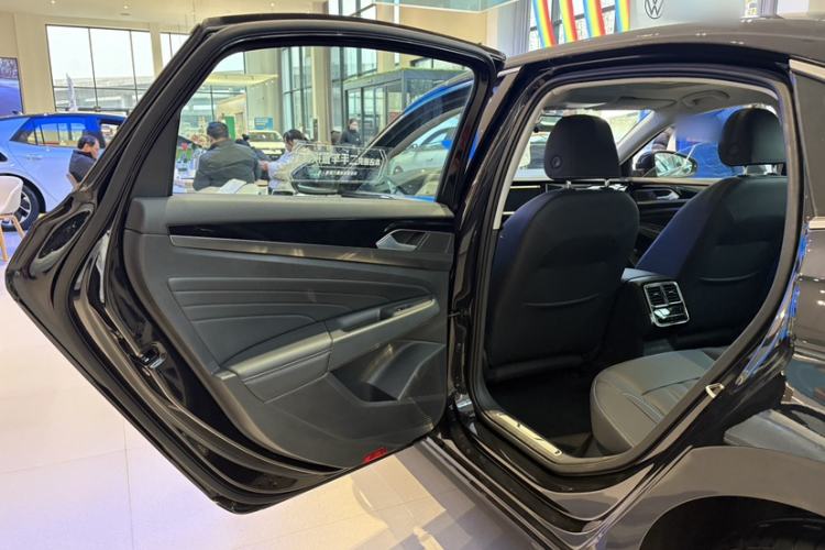 Used Volkswagen Passat New Energy 2025 430 PHEV Hybrid Business Edition