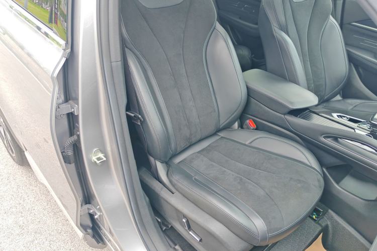 Used Geely Auto Monjaro L 2024 2.0TD High-Power Automatic Two-Wheel Drive Skyline Edition Right Front Seat