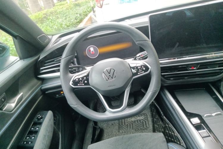 Used Volkswagen Passat 2025 Pro 380TSI Starry Dragon Luxury Edition Steering Wheel
