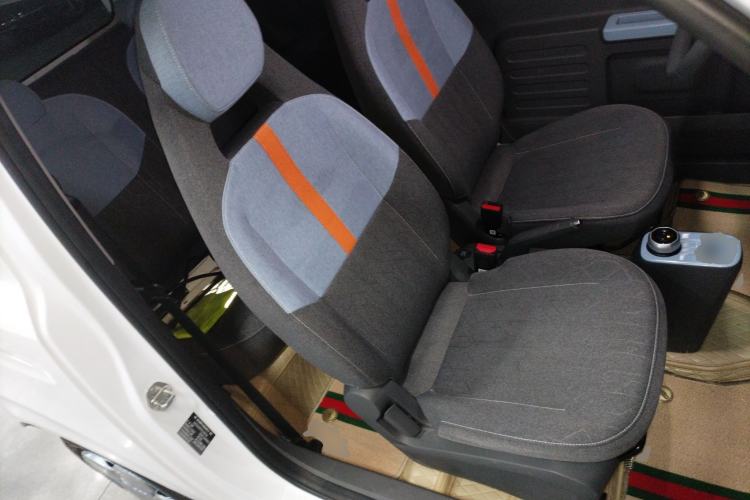 Used Geely Galaxy Panda 2024 Panda Mini 200km Endurance Bear
