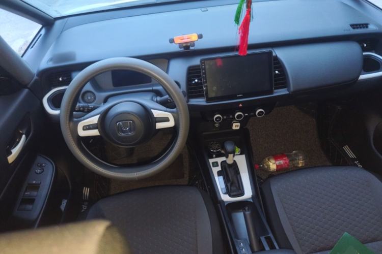 Used Honda Fit 2021 1.5L CVT Trend Edition Center Console