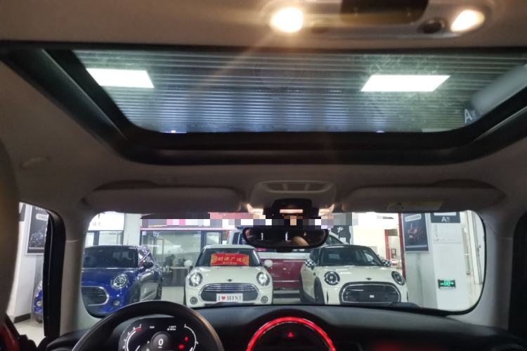 Used MINI MINI 2021 1.5T COOPER Classic Edition Five-Door Version
