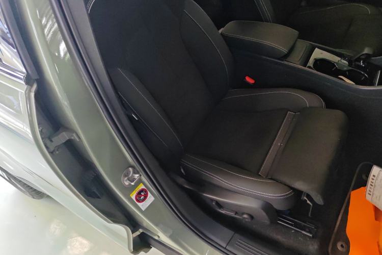 Used Volvo XC40 New Energy 2023 Long-Range PRO Version Right Front Seat