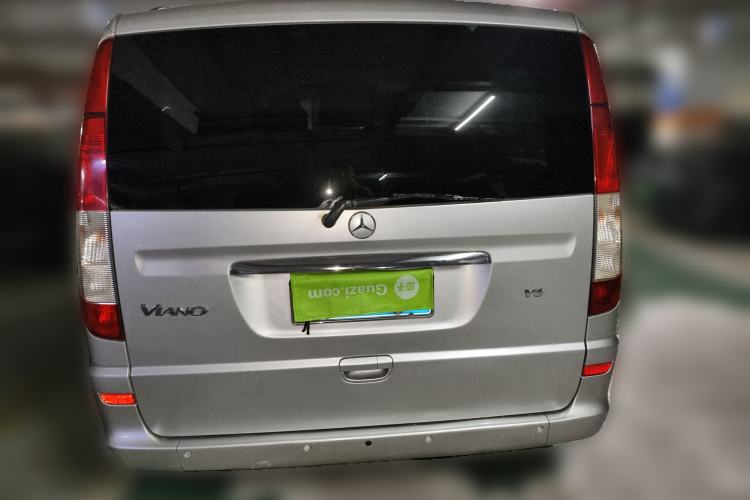 Used Mercedes-Benz Viano 2010 2.5L Prestige Edition