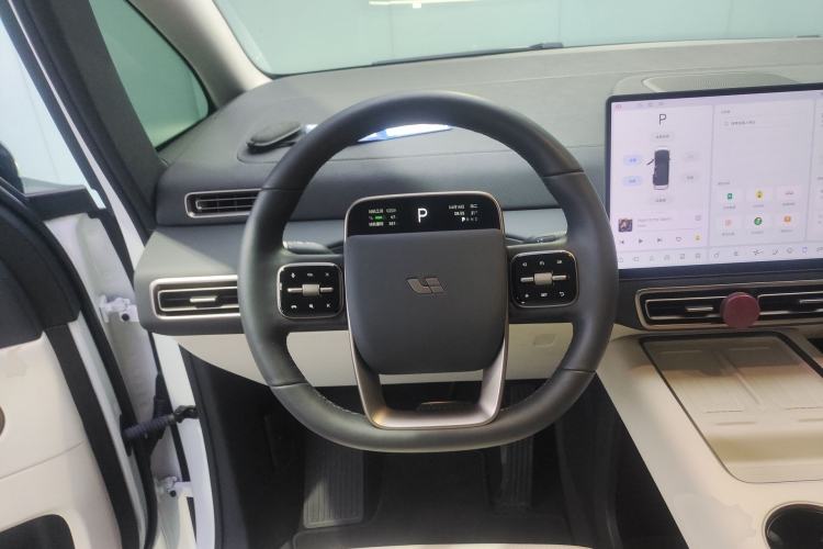 Used Li Auto MEGA 2025 Home Family Special Edition Steering Wheel