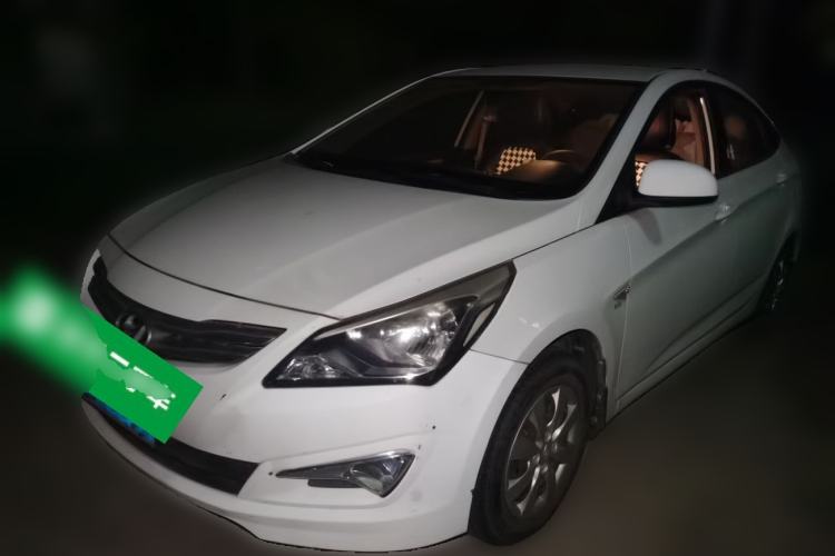 Used Hyundai Verna (older generation) 2014 1.4L Manual Smart GLS Trim