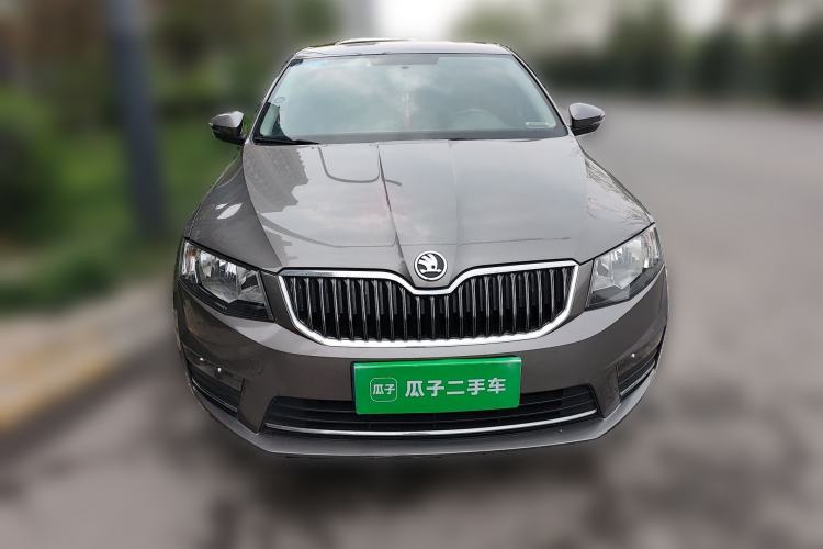 Used Skoda Octavia 2017 1.6L Manual Trend Edition Front