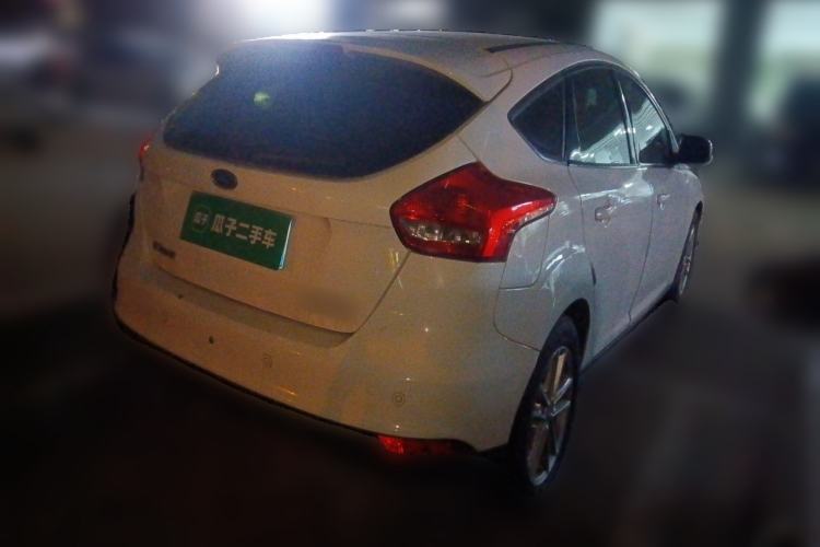 Used Ford Focus 2015 Hatchback 1.6L Automatic Fashion Edition