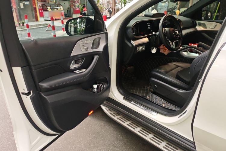 Used Mercedes-Benz GLE Coupe 2020 GLE 350 4MATIC Coupe SUV Luxury Model Driver Seat