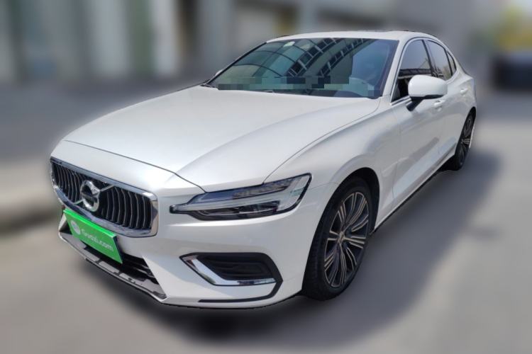 Used Volvo S60 2022 B4 Zhiyuan Luxury Edition