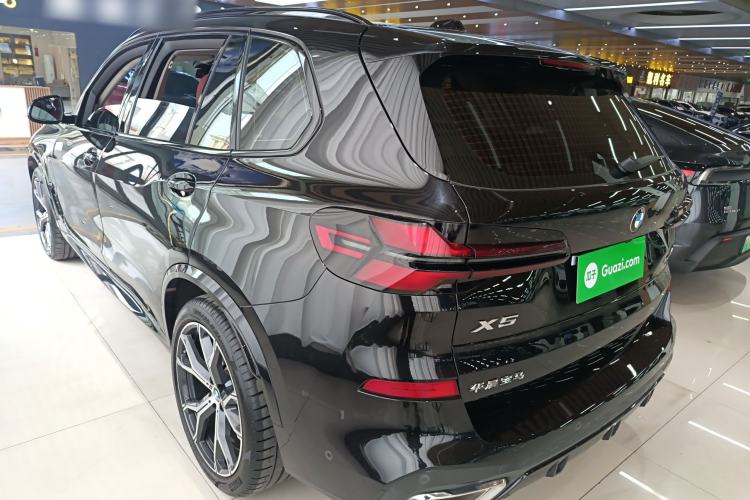 Used BMW X5 2023 xDrive 30Li Luxury M Sport Night Edition Package
