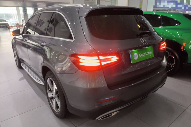 Used Mercedes-Benz GLC 2017 GLC 300 4MATIC Sport Edition Rear Left 45 Deg