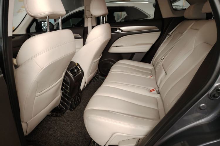 Used GAC Trumpchi GS5 2019 270T Automatic Luxury Edition Left Rear Seat