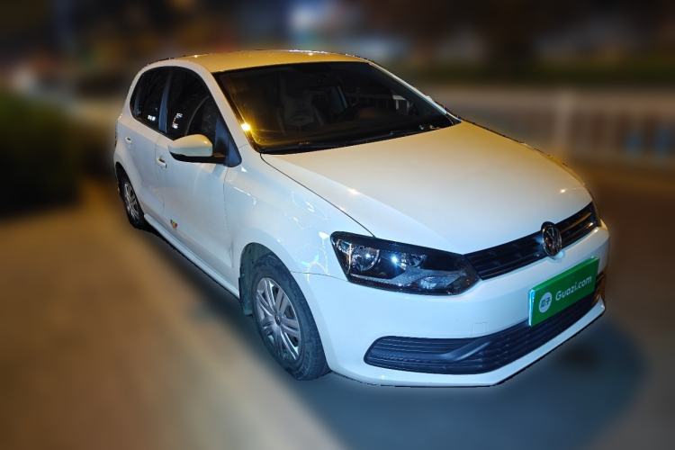 Used Volkswagen Polo 2014 1.4L Manual Fashion Edition
