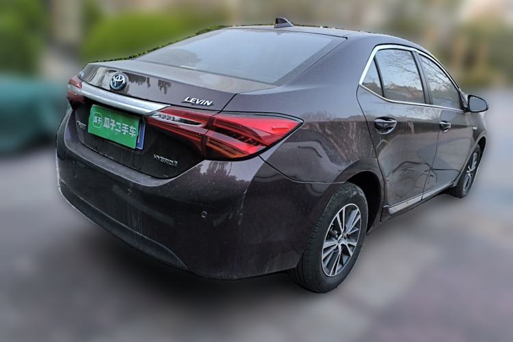 Used Toyota Levin 2016 Dual-Engine 1.8H GS E-CVT Elite Model with Sunroof
