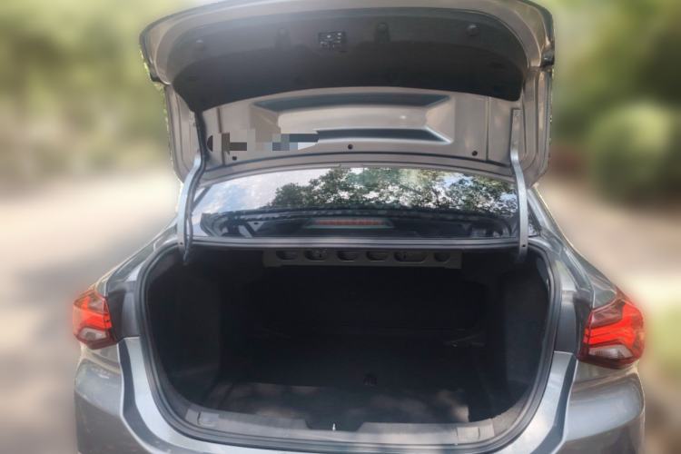 Used Chevrolet Cavalier 2020 Redline 325T Automatic Xinshang Edition China VI Standard
