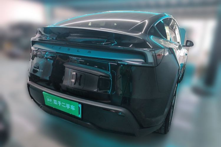 Used Tesla Model Y 2026 Facelifted Long-Range Rear-Drive Model
