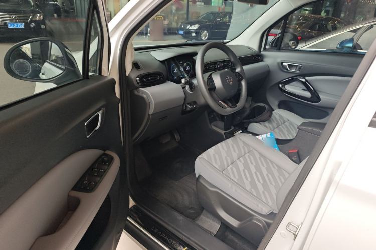 Used Leapmotor T03 2024 310 Comfort Edition Driver Seat