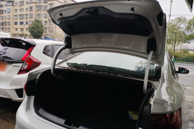 Used Volkswagen Sagitar 2025 Facelifted 300TSI DSG Flyover Edition