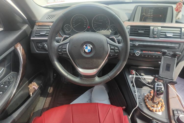 Used BMW 3 Series 2013 328Li Luxury Design Package Steering Wheel