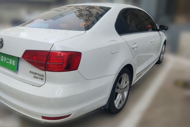 Used Volkswagen Sagitar 2018 280TSI DSG Comfort Model Rear Right 45 Deg