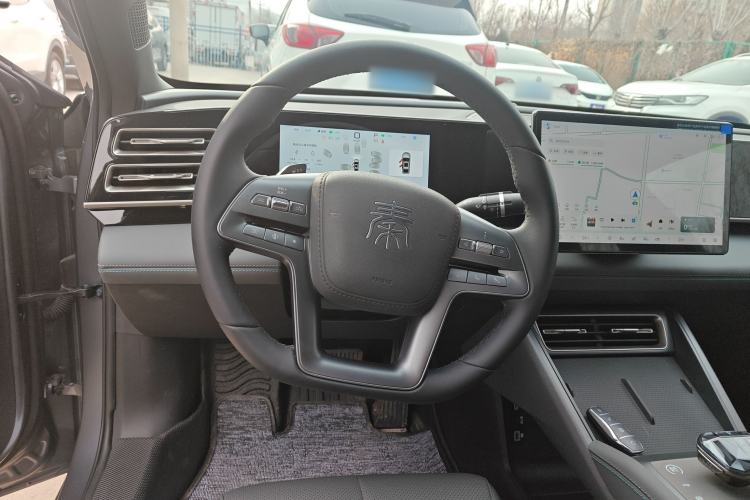 Used BYD Qin L 2025 DM-i Smart Drive 80KM Leading Model