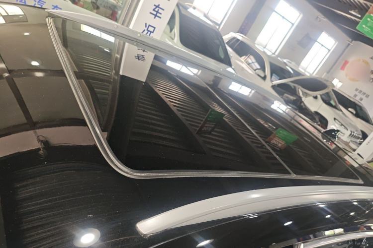 Used Cadillac XT5 2018 25T Luxury Model Roof