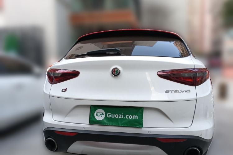 Used Alfa Romeo Stelvio 2017 2.0T 200HP Elite Edition
