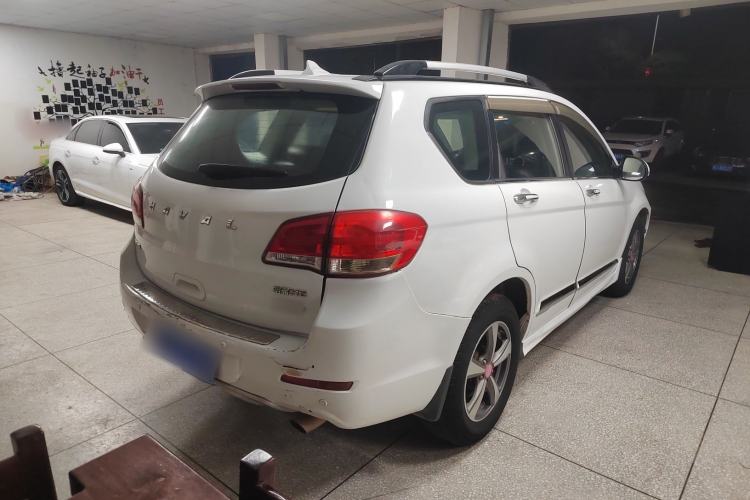 Used Haval H6 2014 Upgraded Model 2.0T Diesel Manual Two-Wheel Drive Elite Version