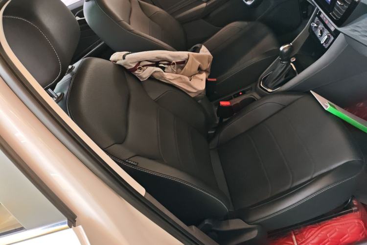 Used Jetta VS7 2020 1.4T Automatic Enjoyment Model Right Front Seat