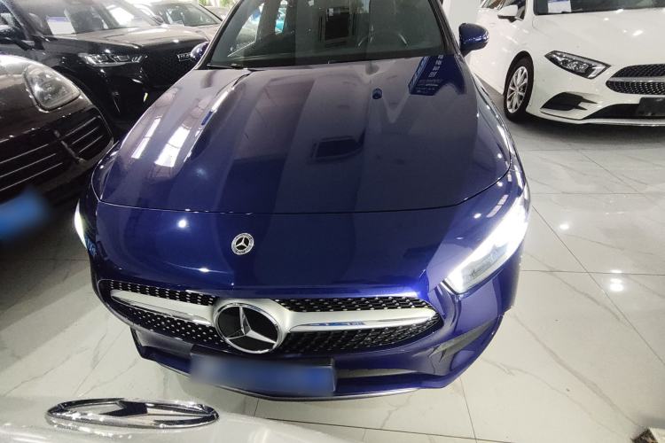 Used Mercedes-Benz A-Class 2020 Restyled A 200 L Sport Sedan Fashion Version Front