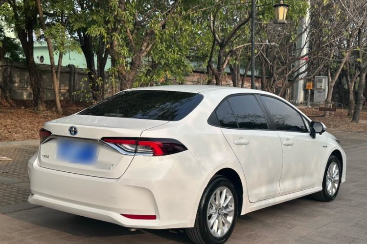 Used Toyota Corolla 2021 Dual-Motor 1.8L E-CVT Elite Edition