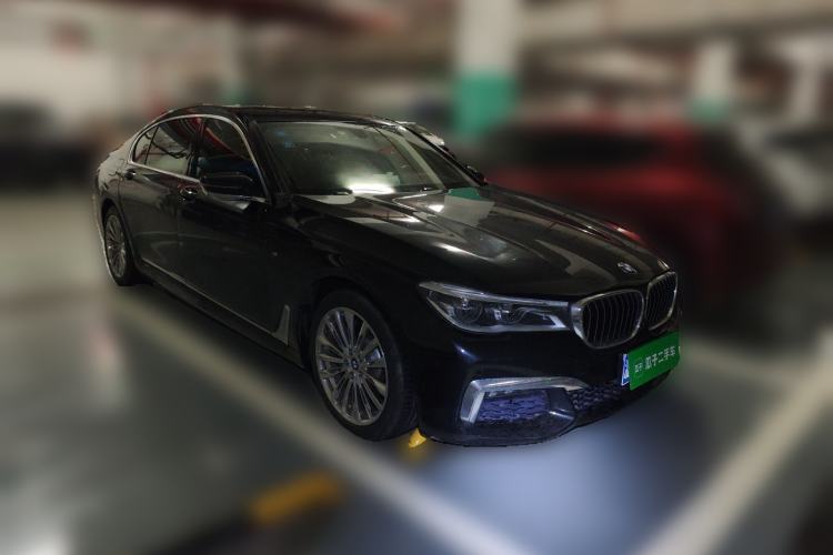 Used BMW 7 Series 2018 730Li Luxury Edition M Sport Package Front Right 45 Deg