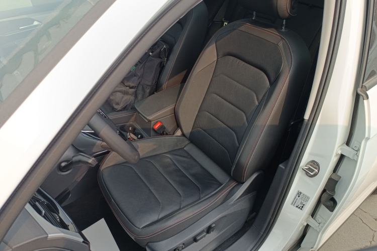 Used Volkswagen Tayron 2020 330TSI Two-Wheel Drive Luxury Smart Connectivity Version
