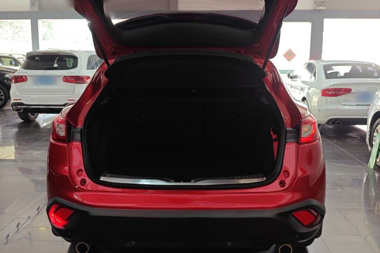 Used Mazda CX-4 2018 2.0L Automatic Two-Wheel Drive Blue Sky Dynamic Version China V Standard
