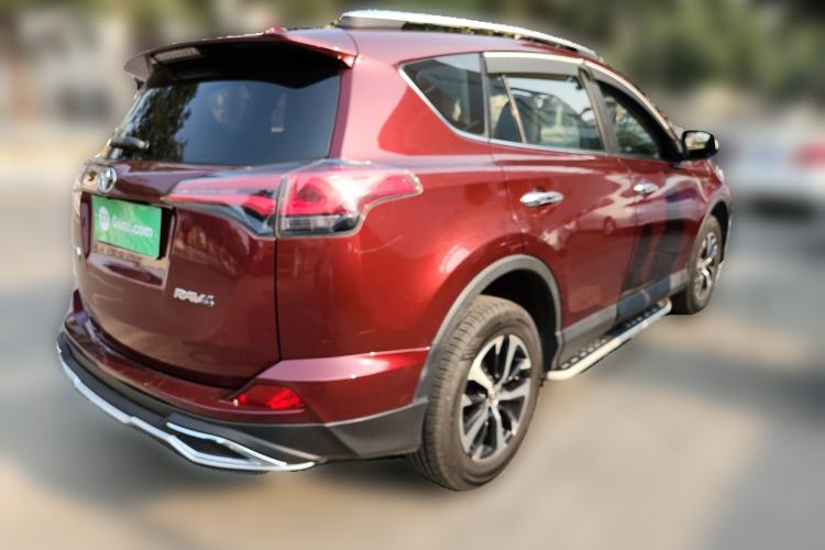 Used Toyota RAV4 2016 2.0L CVT Two-Wheel Drive Fashion Edition China V Standard