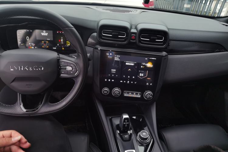 Used Lynk & Co 03 2022 2.0TD DCT GenioPlus
