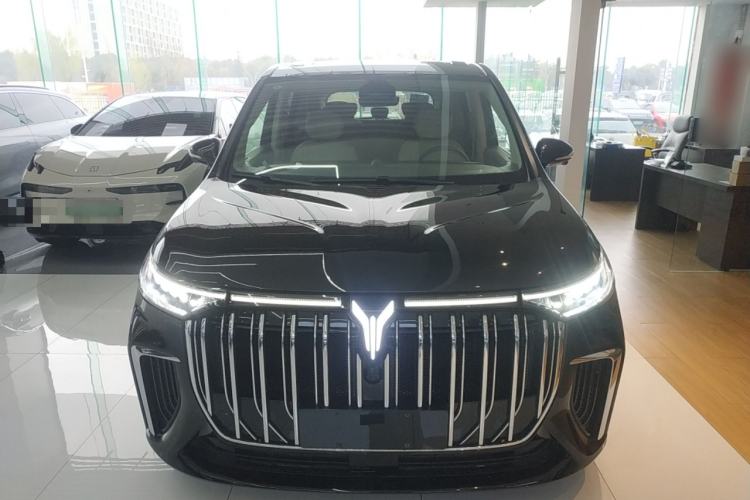 Used VOYAH Dream 2024 PHEV Ultra-Long Range Flagship Edition
