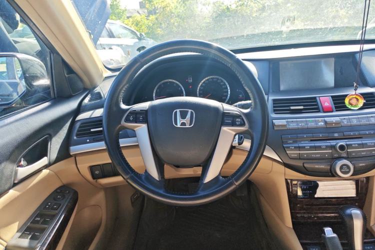 Used Honda Accord 2010 2.0L EX
