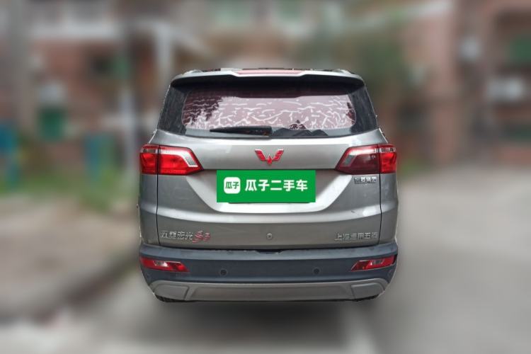 Used Wuling Hongguang S3 2018 1.5L Manual Luxury Model China V Standard