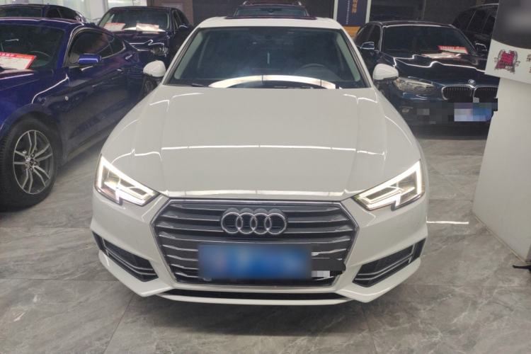 Used Audi A4L 2018 30th Anniversary Edition 40 TFSI Fashion Model