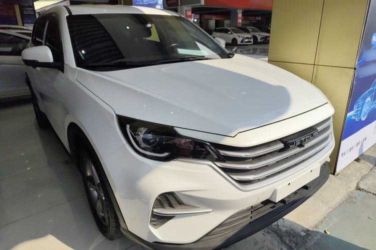 Used JETOUR X70M 2020 Revised 1.5T Manual Partner Version 7-Seater
