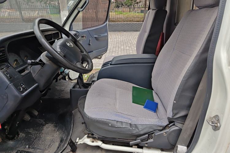 Used King Long Golden Way 2018 2.0L Van Series 4G20 Left Front Seat