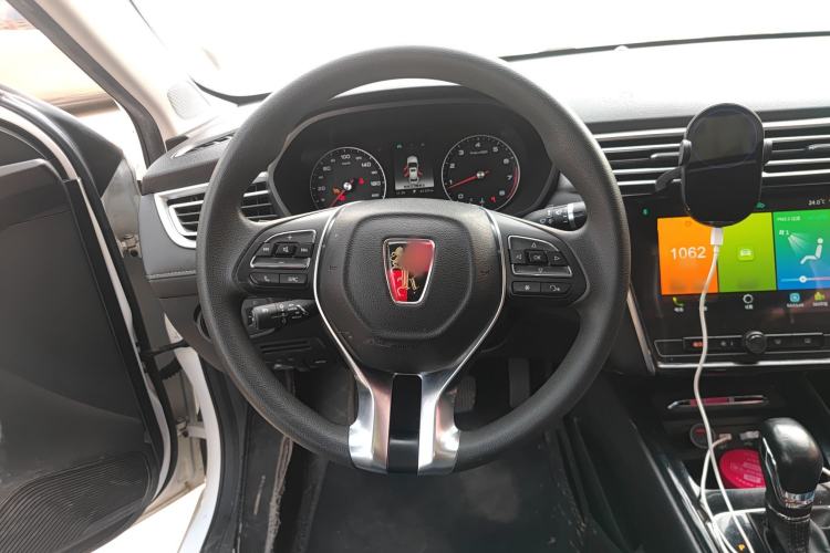 Used Roewe i5 2019 1.5L Automatic 4G Connected Langhao Edition Steering Wheel